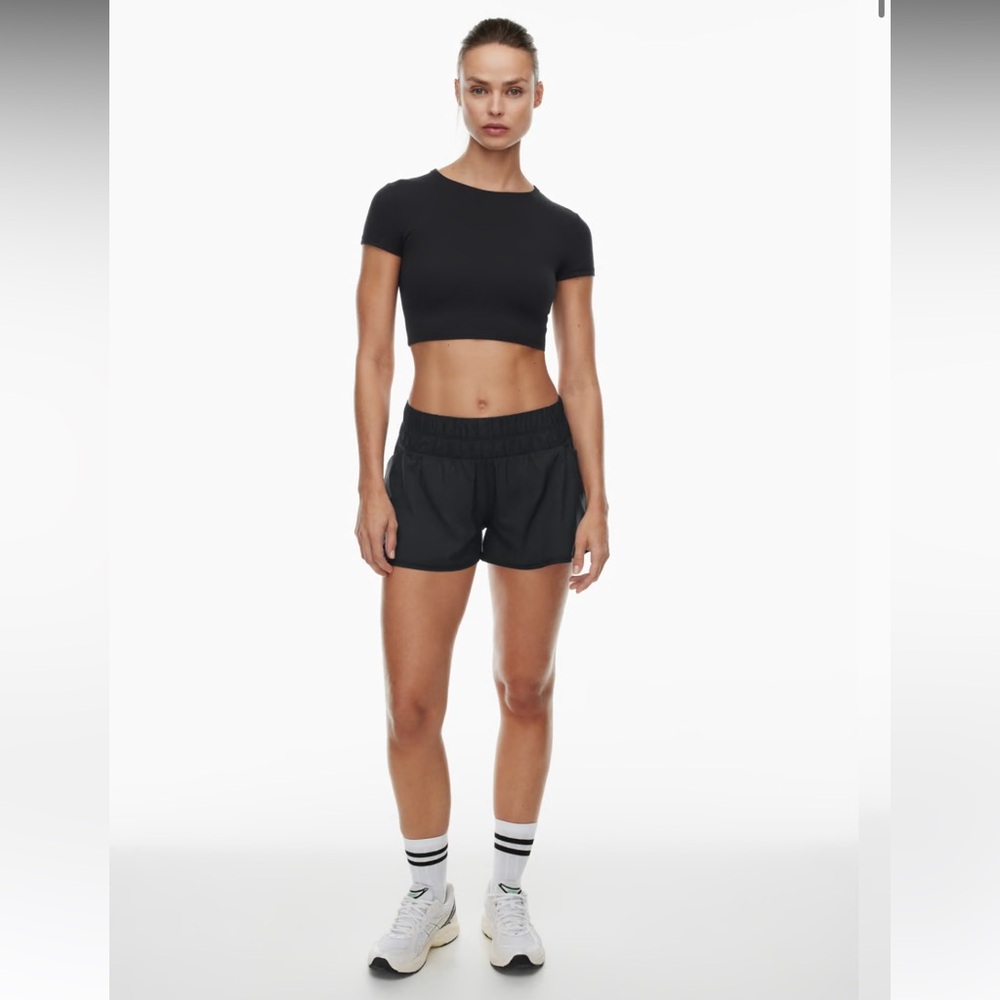 Like New Aritza Golden Ascent Short
